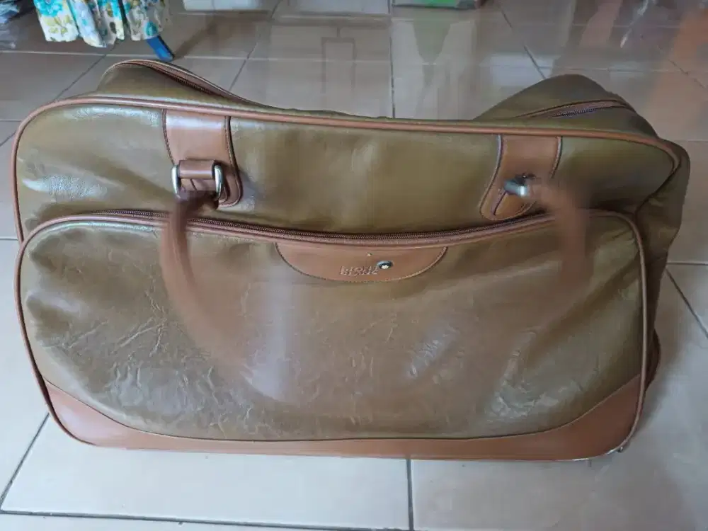 Tas koper ukuran besar ada Roda
