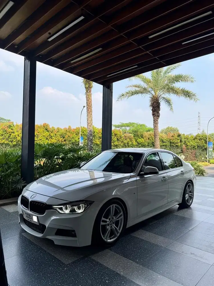 BMW 335i 2012 Cbu