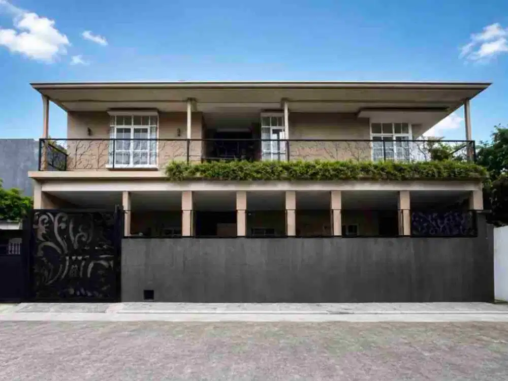 Lelang ‼ Jual Cepat Rumah Minimalis Modern Darmo Indah