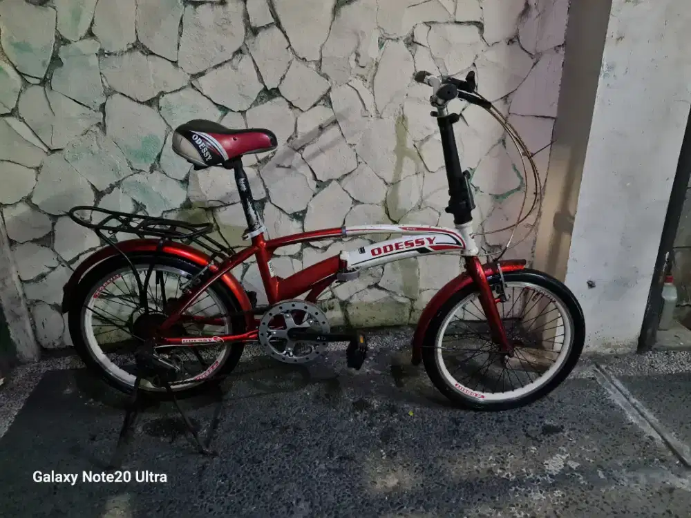 Jual butuh sepeda lipat odessy UK 20 gigi 7 speed butuh di stel kabel