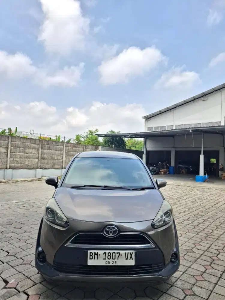 Sienta 2017 G manual