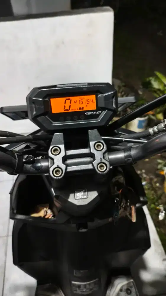 Dijual Honda Beat Street Hitam 2019
