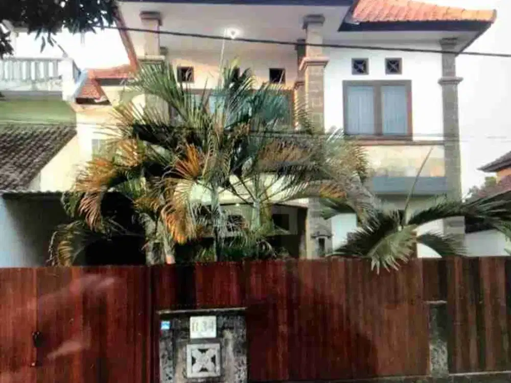Di jual rumah lantai II di perumahan Wisma Nusa Permai Benoa kampial Kuta Selatan Badung Bali