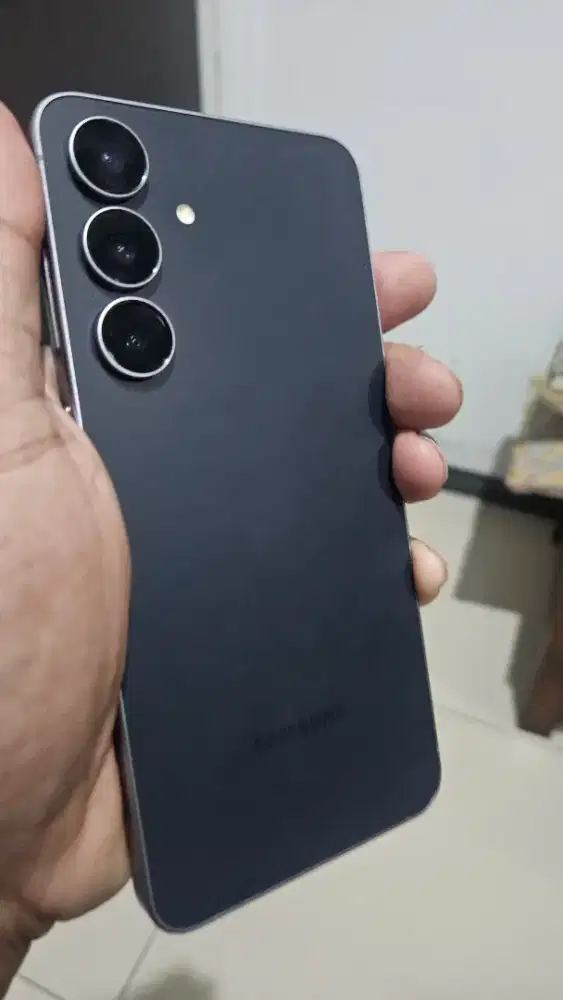 Samsung s25 FE 8/256Gb
