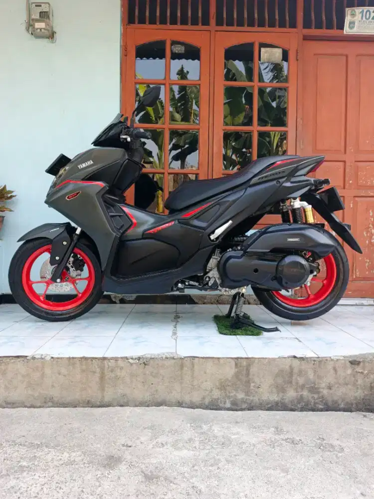 Jual cash yamaha aerox alpha turbo abs km 5 rb gress jos jis