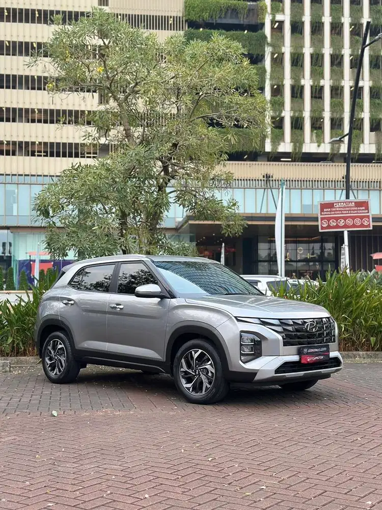 Hyundai Creta Style Nik 2022 Silver OMODA 5 RZ