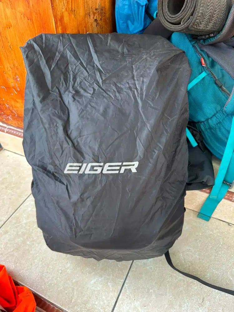Tas Eiger Keren
