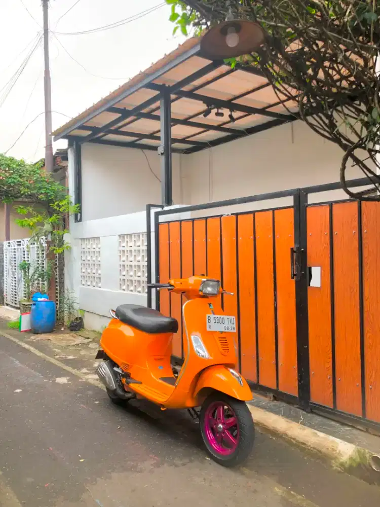 Vespa S150 2V 2012