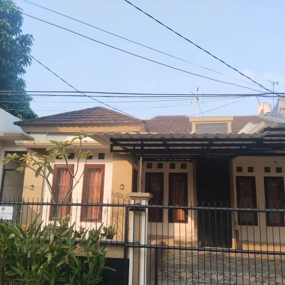 Rumah Disewakan Untuk Rumah Tinggal & Kantor / Usaha