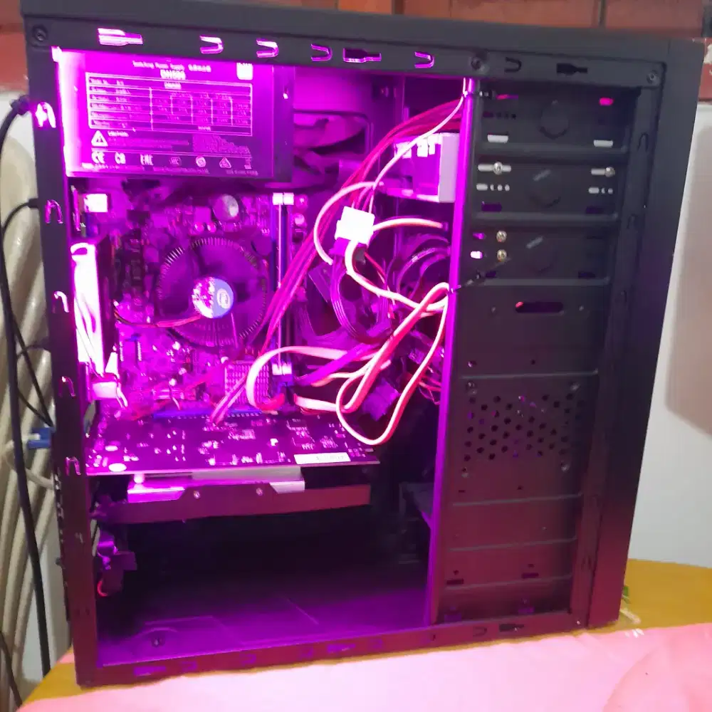 Vga gtx 750ti 4gb ddr5 bekas mulus normal