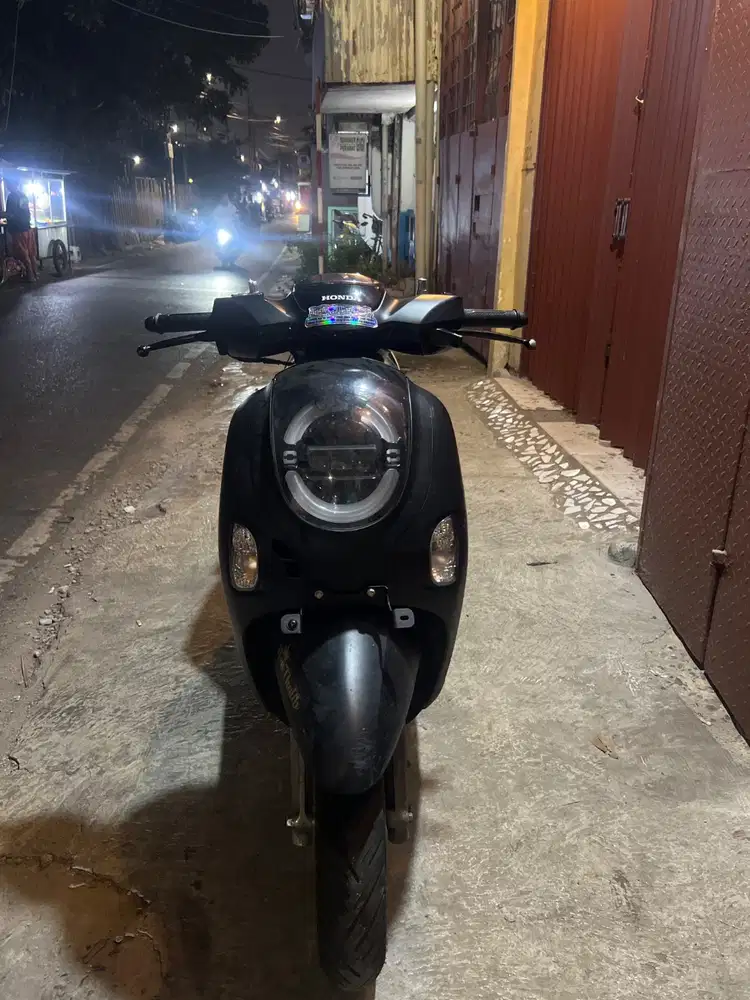 Honda Scoopy  2025 Kilometer 7000 an Surat surat lengkap