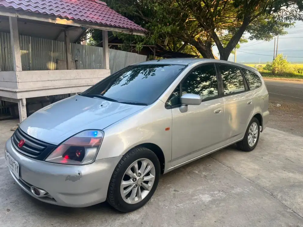 Honda stream 2004 matic