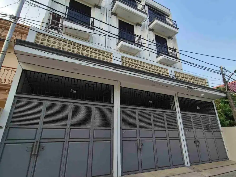 Rumah Baru 3 Lantai Taman Ratu Jakarta Dengan Lokasi Strategis Dekat Kuliner