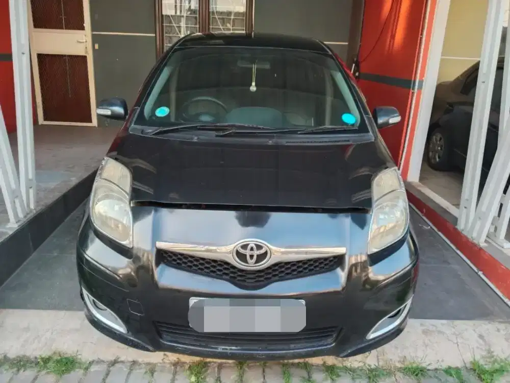 Yaris Bakpao 2010 E. MT