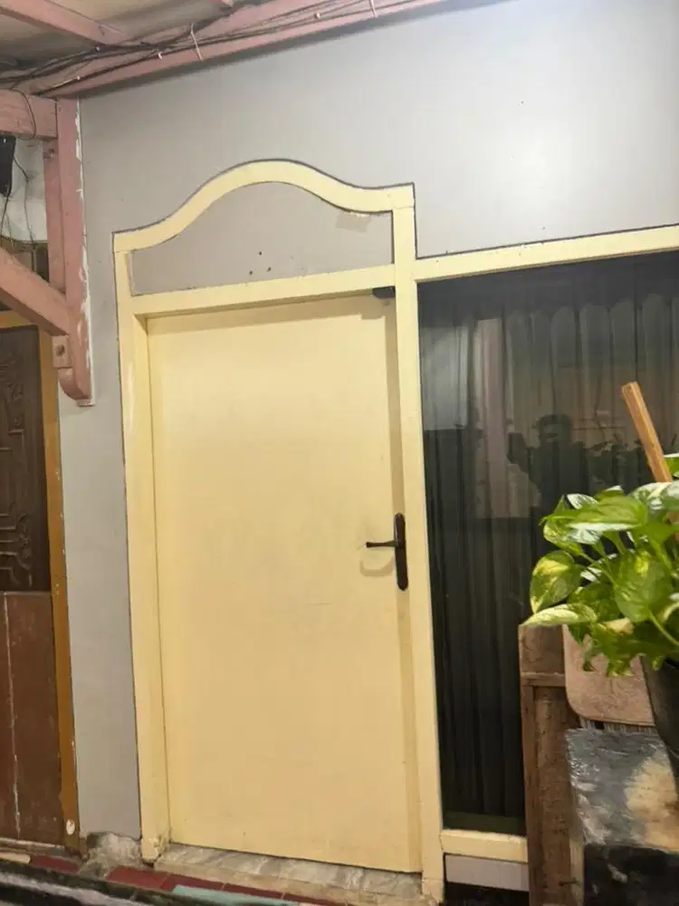 Disewakan Rumah 3 petak
