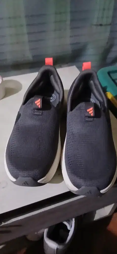 Jual spatu adidas