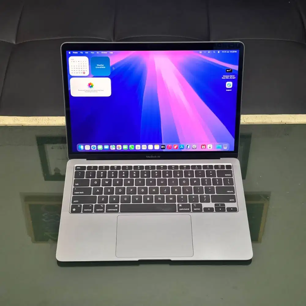 MacBook Air M1 2020 8/256 SSD – Super Kencang, Ringan, Baterai Awet
