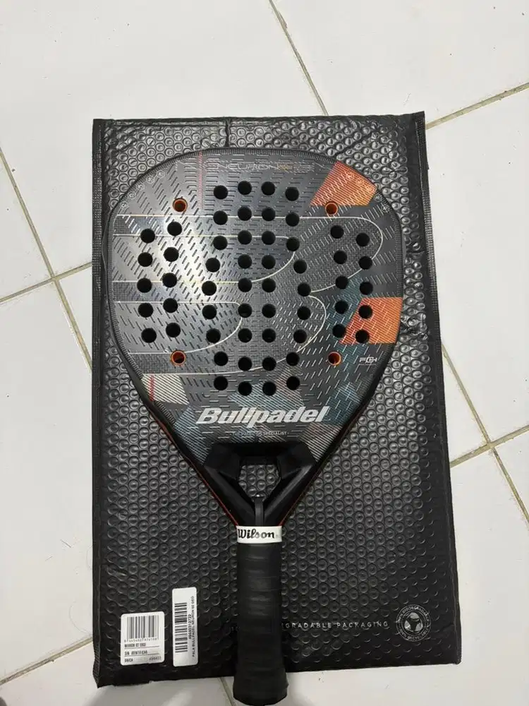 WTS Raket Padel Bullpadel Neuron Edge 02 2026