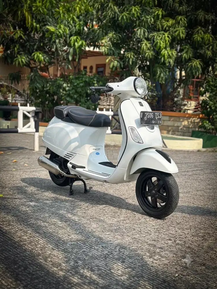 LX 2V SALE TERMURAH TAHUNAN 2012 BW SERIES!