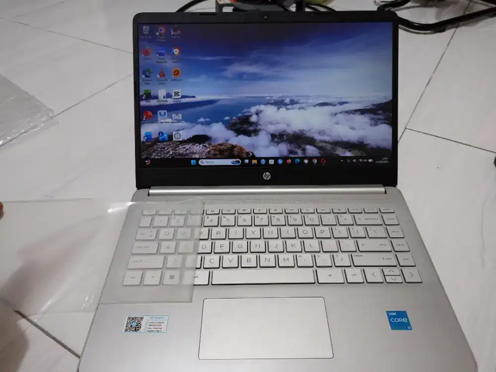 Laptop HP 14s Silver Core i3 Gen 12 Ram 8gb SSD 512gb