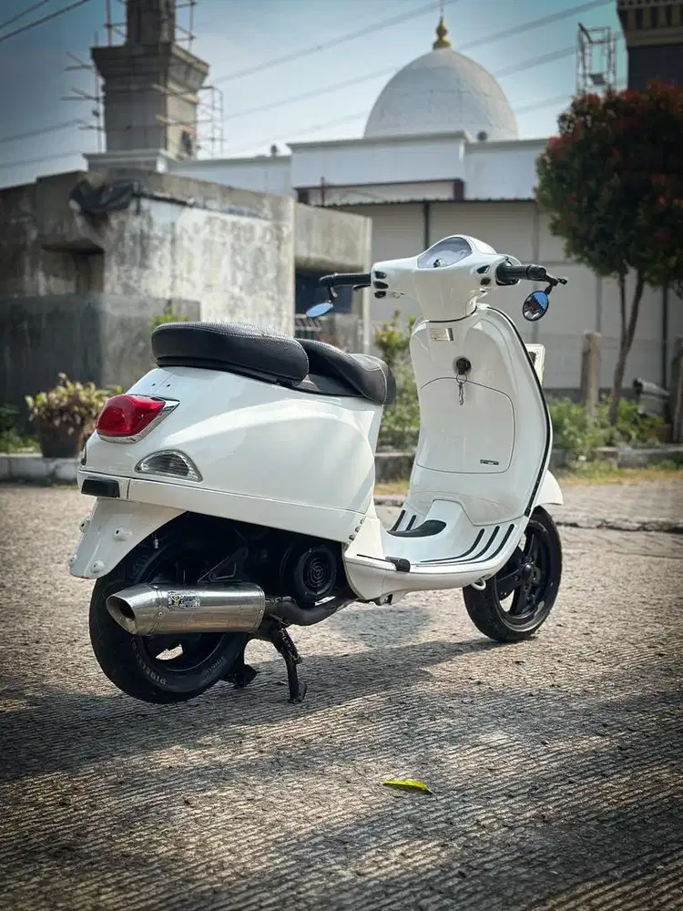 VESPA LX 125 2V tahunan 2012 SALE TERMURAH GALANSI CLAIM!