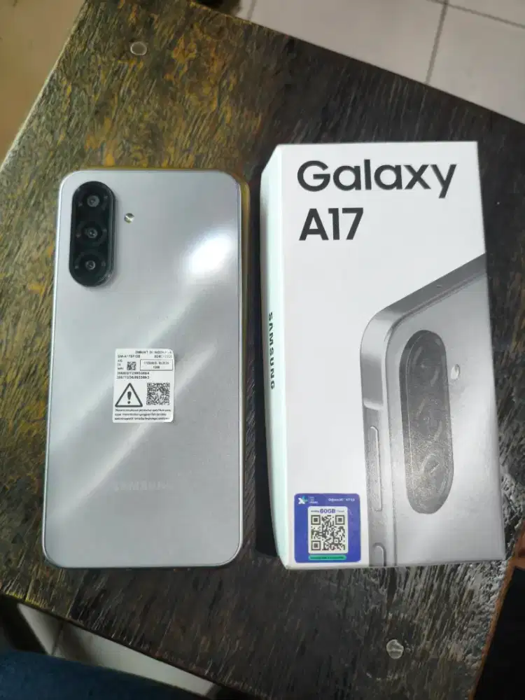 Samsung A17 8/128