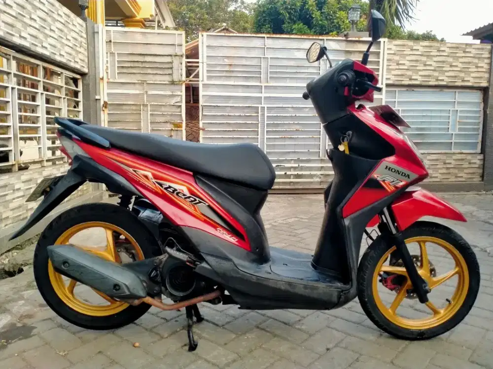 Honda beat FI lengkap motor sehat walafiat keterangan detail dibawah