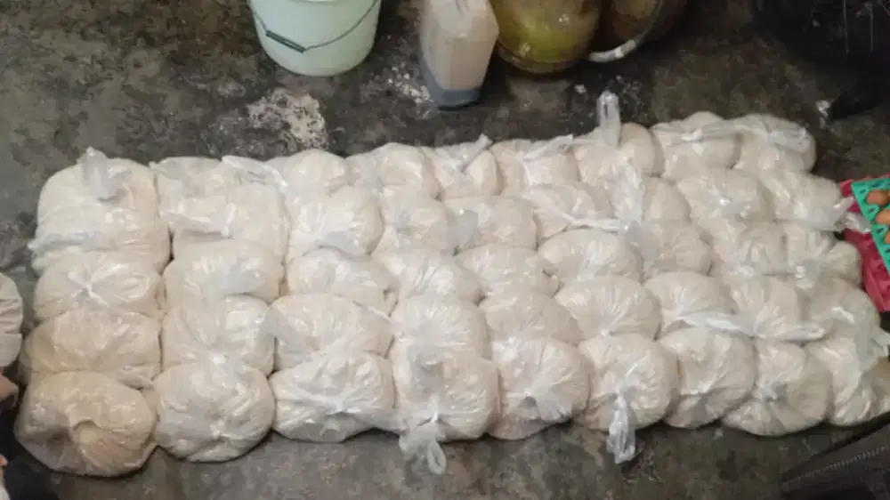 Tukang Produksi Packing Daging