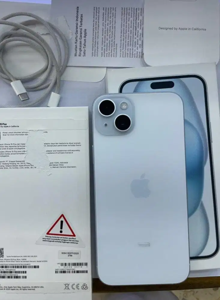 iPhone 15 256gb iBox