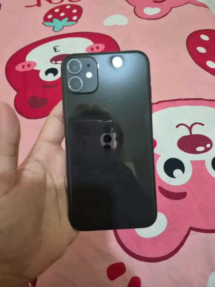 Iphone 11 Black 64GB resmi ibox