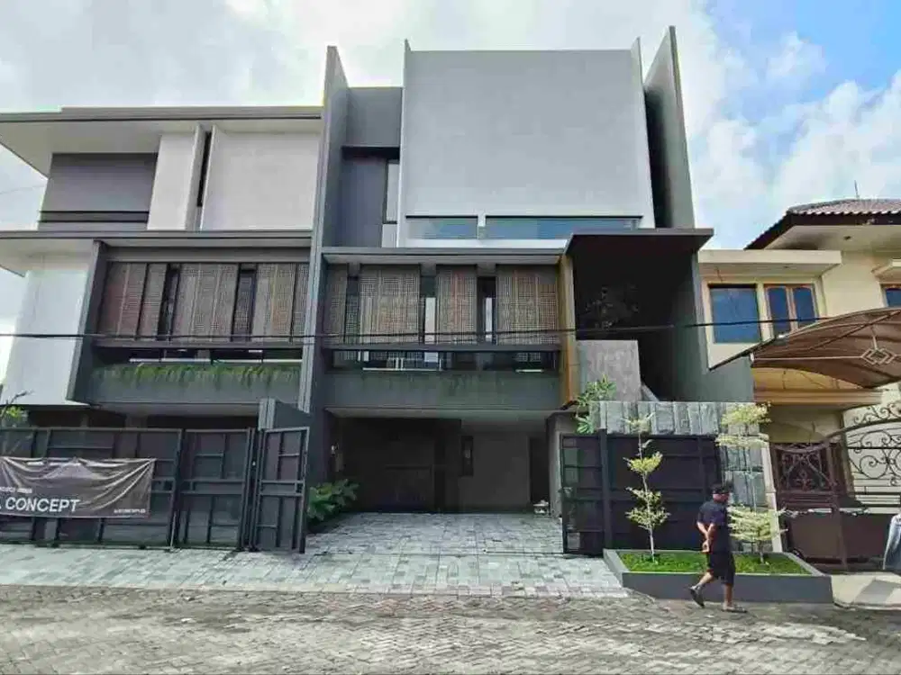 RUMAH MEWAH 3LT MANYAR KERTOADI DEKAT KAMPUS ITS UNAIR GALAXI MALL PAKUWON CITY MALL DHARMAHUSADA KERTAJAYA SURABAYA