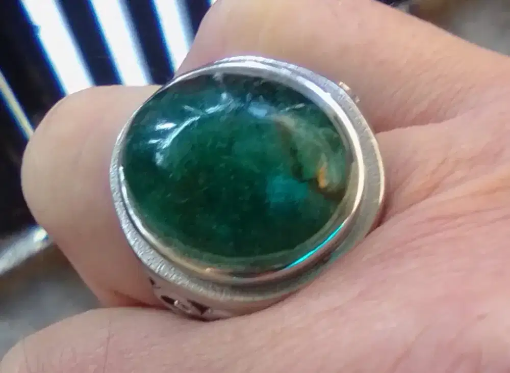 Zambrud/emerald beryl orign kolobia,estimasi 6krat up
