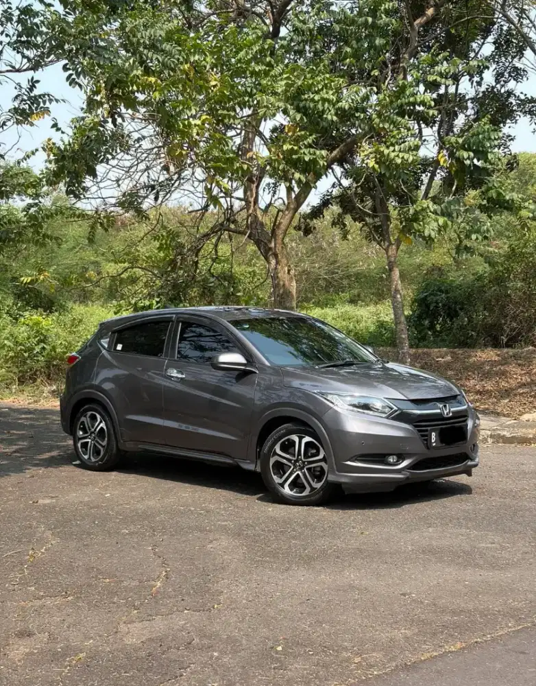 DIJUAL CEPAT HONDA HRV PRESTIGE AT TAHUN 2016 ANTIK JARANG PAKAI