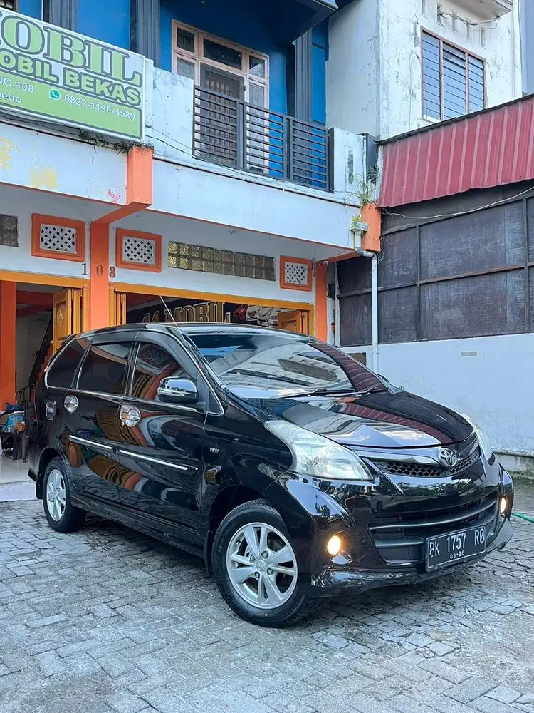 Toyota Avanza 1.5 Veloz Matic 2014