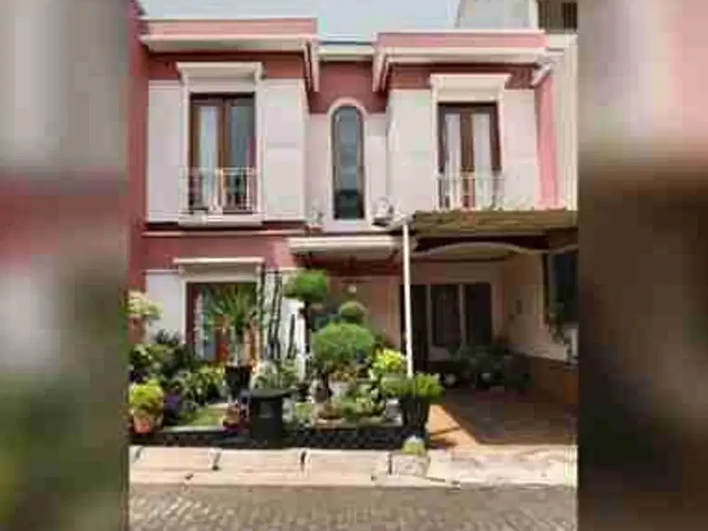 rumah keren pingky2 di Jatibening Deket banget LRT