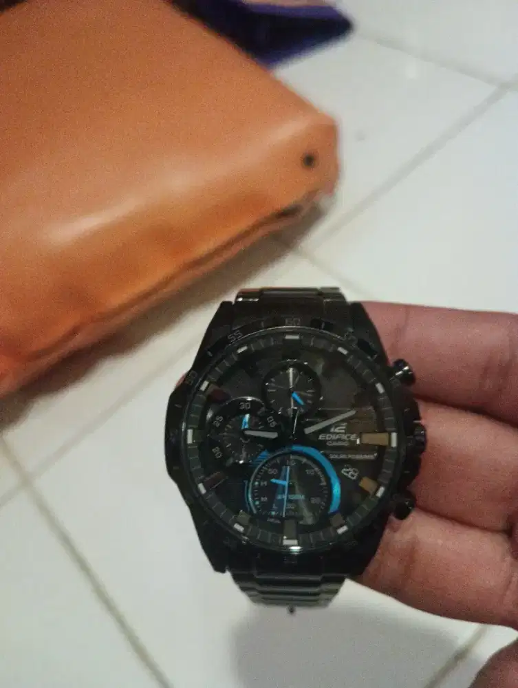 Casio Edifice EQS-940DC-1BVUDF Solar Powered Chronograph Black