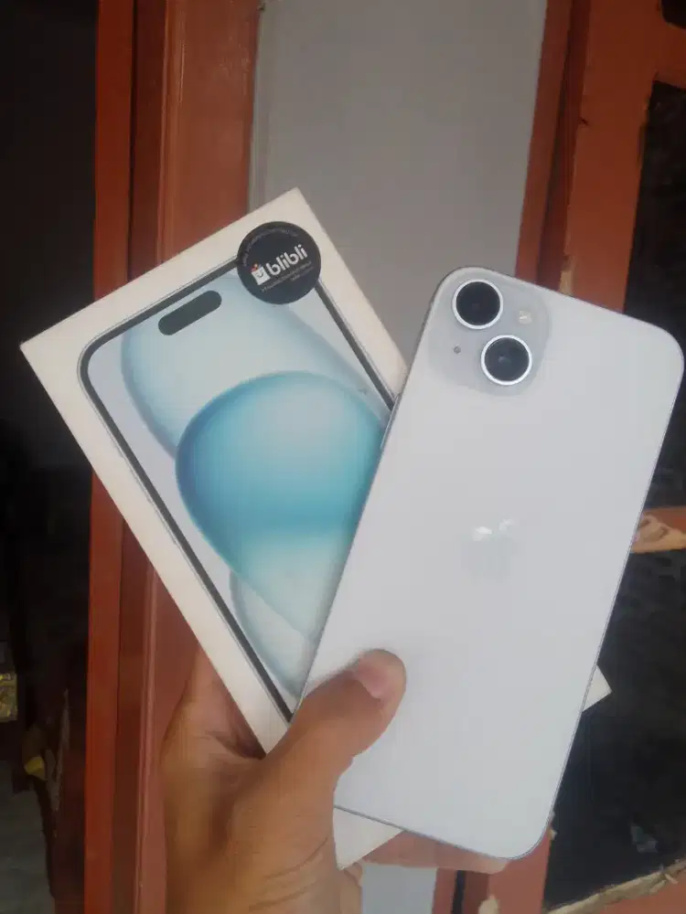 iPhone 15 plus ibox