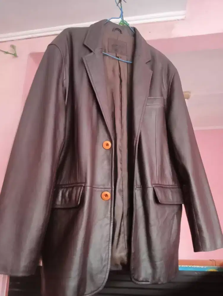 Jaket kulit asli seken rasa baru