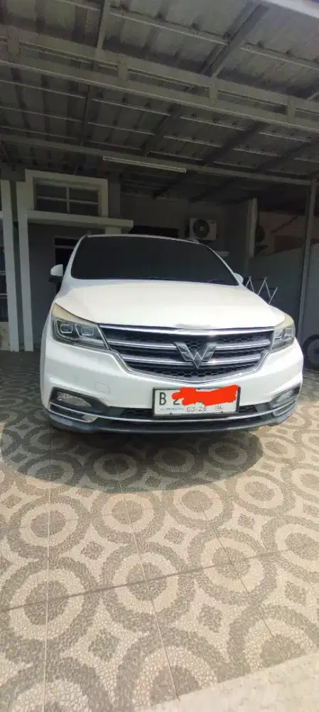 Dijual wuling cortez 1.8 tipe LUX AMT