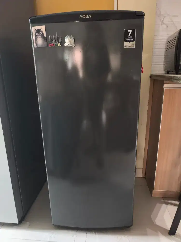 kulkas freezer aqua 6 rak like new