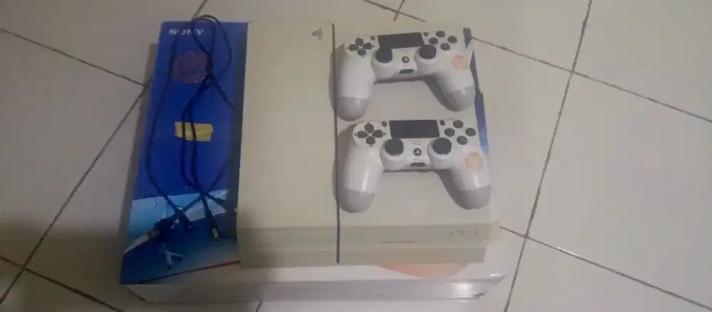[NEGO]PS 4 Fat 1TB Full game, 2 stick masih normal smuanya