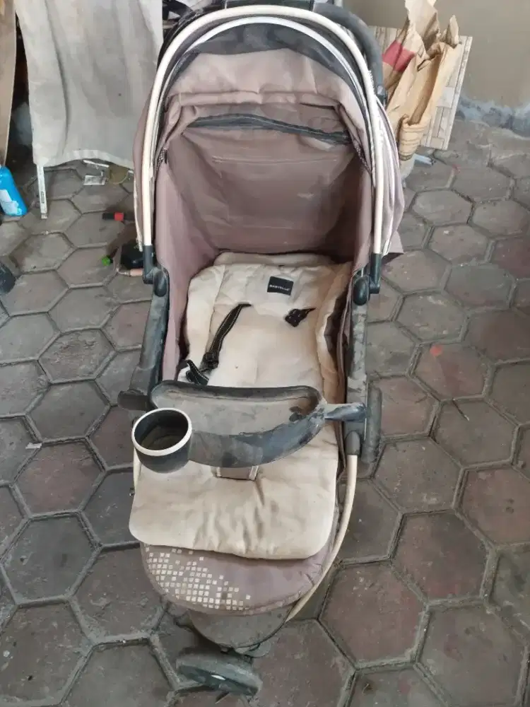 Stroller babyelle 3 roda