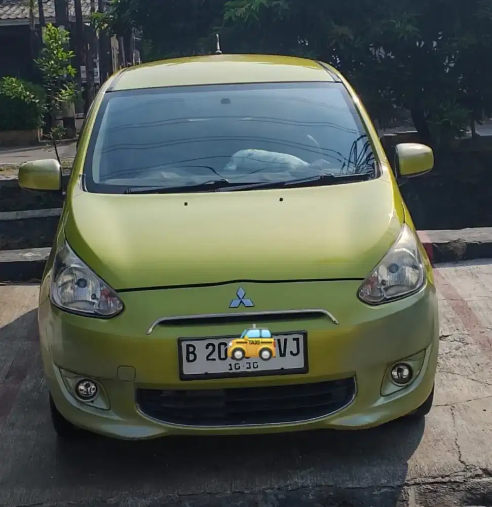 Di Jual Mirage Type GLX 1.2 MT Kuning Metalik