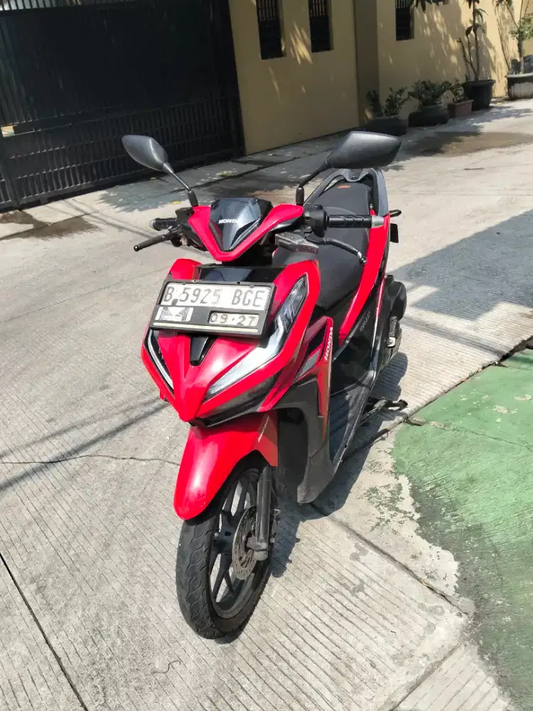 HONDA VARIO 125 CBS ISS 2022 MERAH
