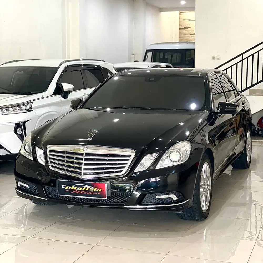 MERCEDES-BENZ W212 E300 ELEGANCE SUNROOF PANORAMIC TAHUN 2009