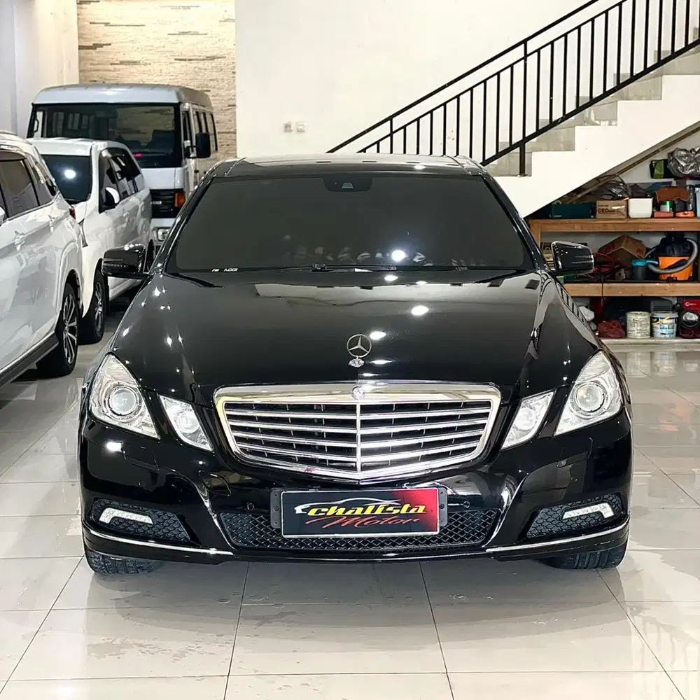 MERCEDES-BENZ W212 E300 ELEGANCE SUNROOF PANORAMIC TAHUN 2009