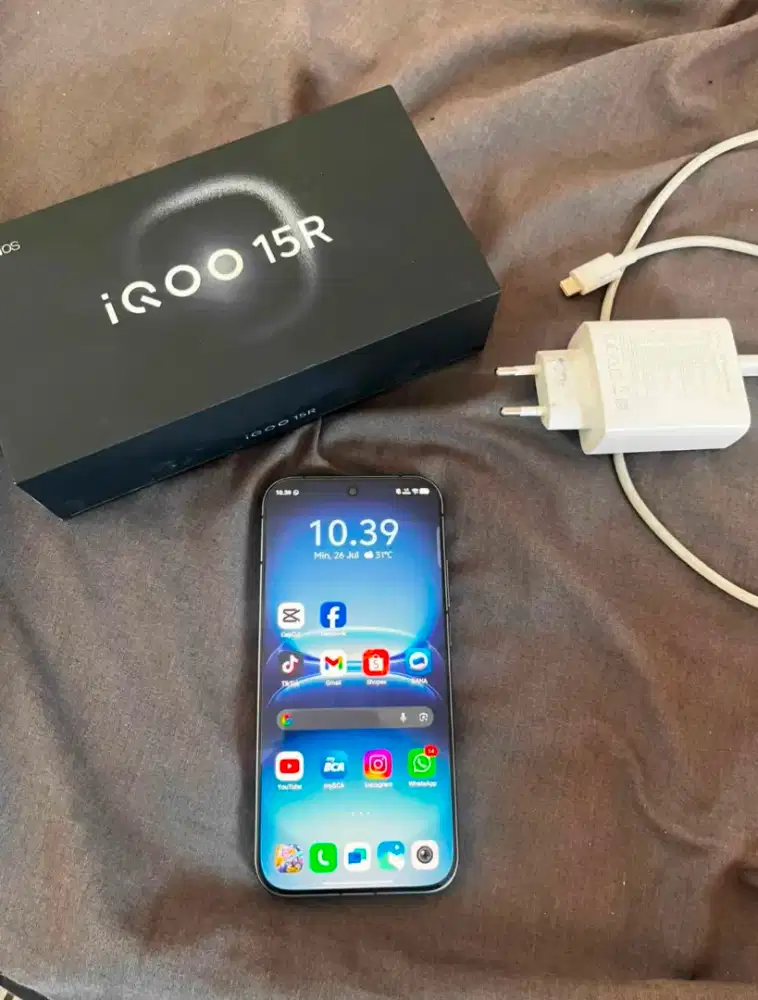 Iqoo 15r 8/256 lengkap