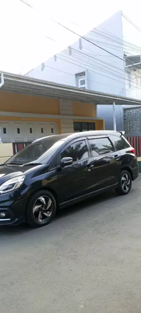 Mobilio RS 2015