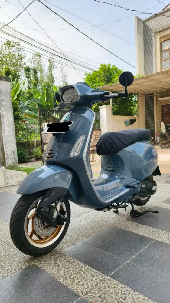 VESPA OFFICINA 8 LIMITED EDITION
