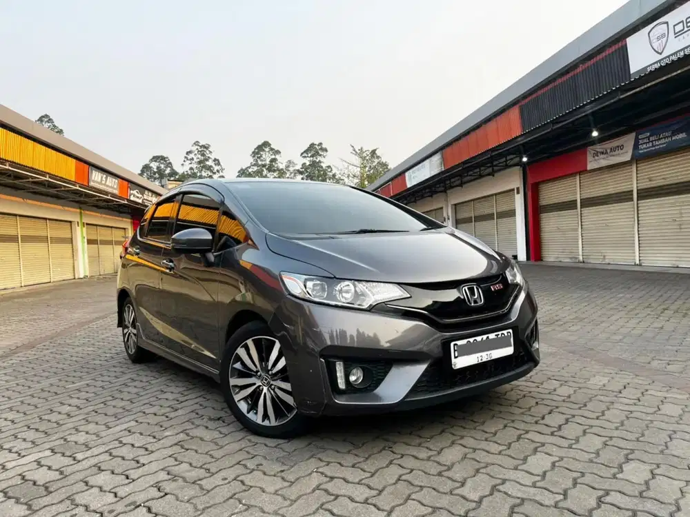 DP 10 JT HONDA JAZZ RS CVT 2015 FACELIFT ROBOT